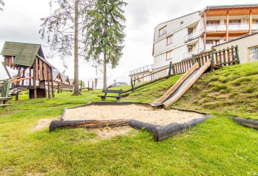 Apartament Rysy Apartamentyzakopianskie Basen Sauna Jacuzzi Закопане Экстерьер фото